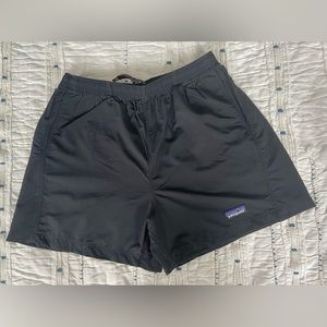 Patagonia size M short